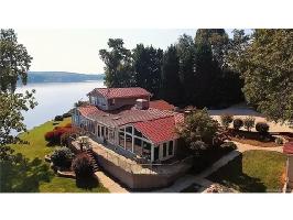 6970 Pine Moss Lane 