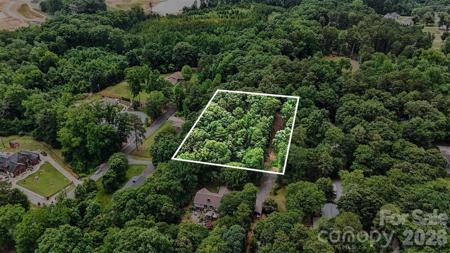 5011 Dorothy Ruth Lane
