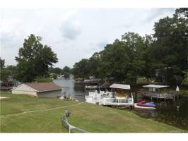 589 Lake Forest Drive 