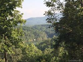 28 Mountain Parkway