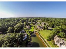940 Lake Club Drive 
