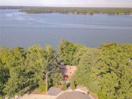 8017 Kiwi Point