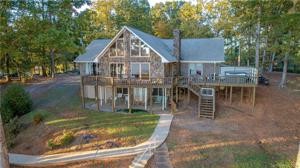 115 Emerald Point