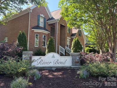 159 Shoreline Parkway