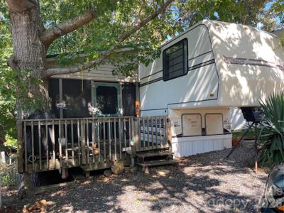 112 Deerfield Drive