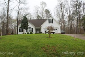 313 Lakeshore Drive