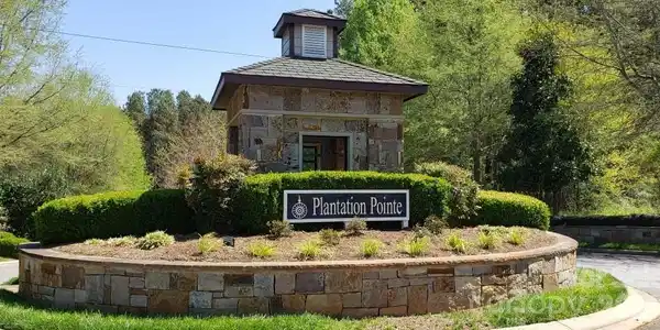 6020 Plantation Pointe Drive