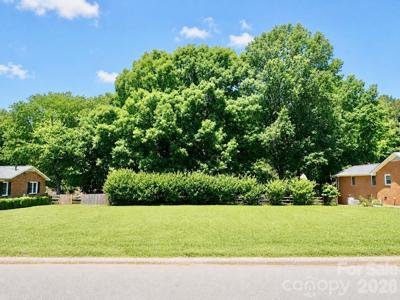 19832 Floral Lane