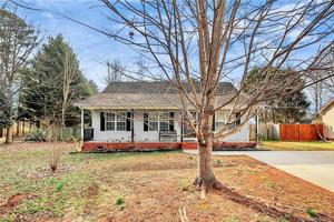 512 Tea Olive Court