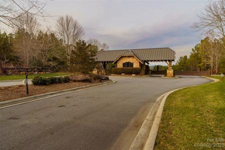 115 Table Rock Drive NW