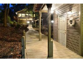 458 Springwood Drive Unit 9