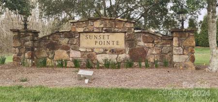1261 Sunset Pointe Drive