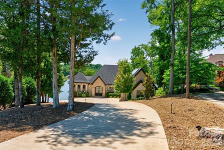 3252 Ashwood Park Drive