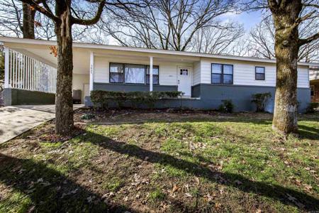 3825 GLENMERE Road