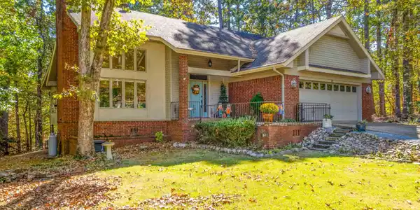 61 Zarpa Way