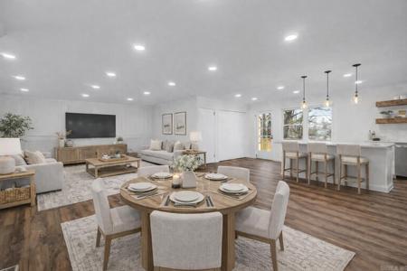 6313 Iroquois Dr