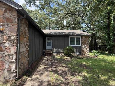 7 HICKORY LANE