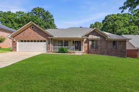 18 Blue Mountain Dr