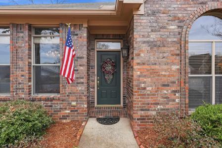10 Chicot Drive