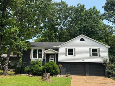 24 Wyandotte Drive