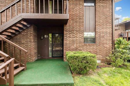 2325 Lakeshore Drive