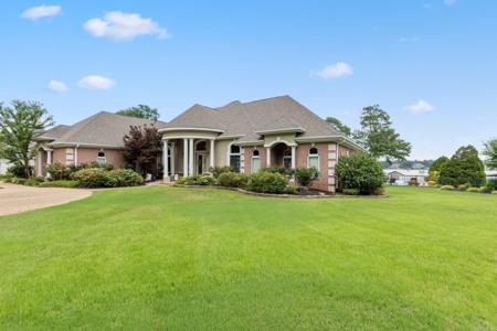 6120 Westminster