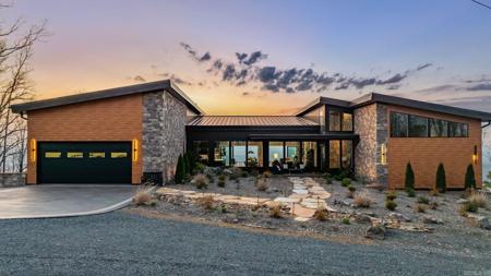2623 Alum Cave Road