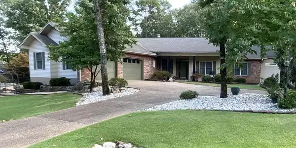 1 Tiburon Lane