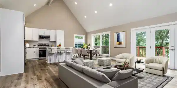 111 Oyster Bay Overlook