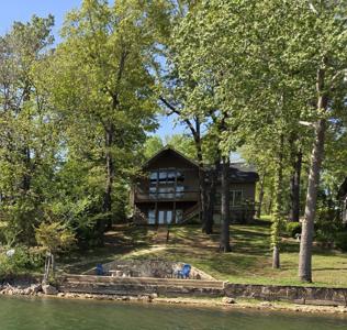 8 Winnebago Trace