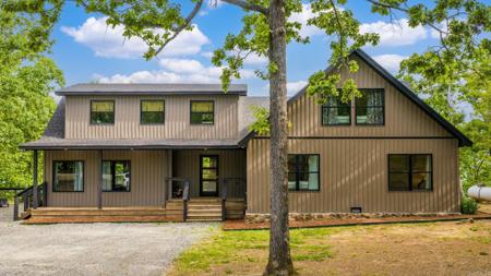 3430 Lake Cliff Road