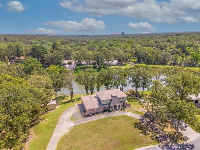 7 Edenwood Ln