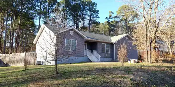 125 Shore Acres Drive