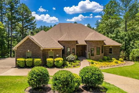 15 Serenar Way