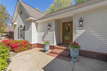 1408 Lee Place