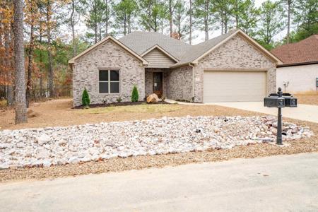 13 Villas Way