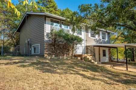 102 Brandiles Lane
