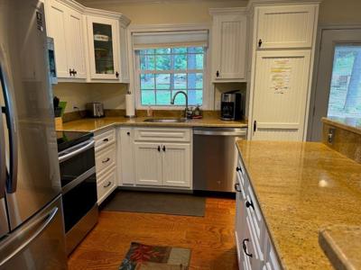 27 N Lakeshore Drive