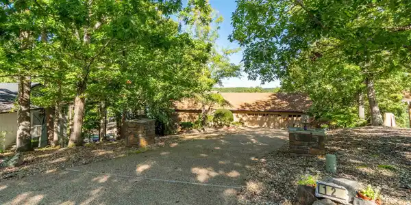 12 Narvaez Way