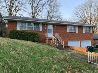 7400 Briarwood Drive