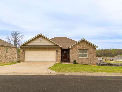2060 Shadow Falls Dr