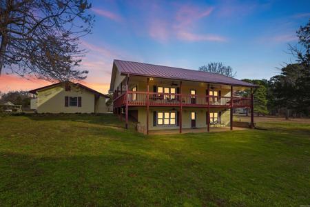 245 Skyline Dr.
