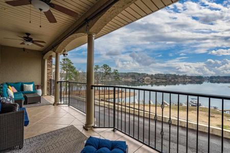 620 Grand Point Drive