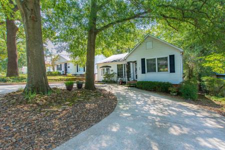232 E F Avenue