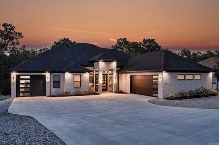 41 Linares Lane