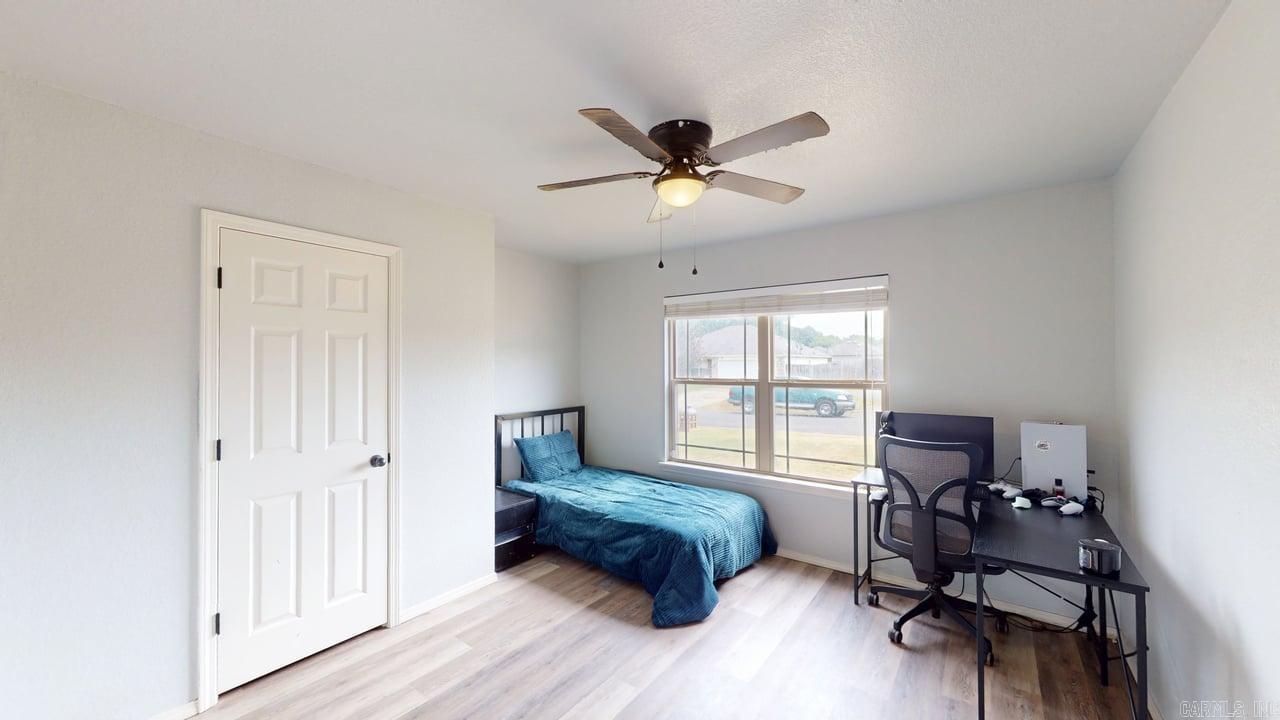 Image 3: 2nd Bedroom