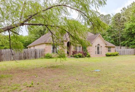 5 Greenbrier Lane