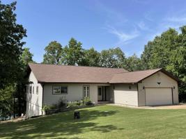 1507 E Emerald Cove