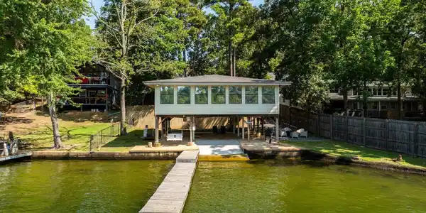 325 Galveston Rd Drive