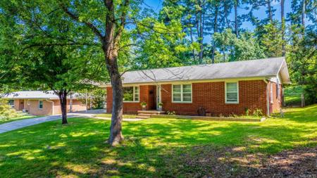 7300 Amherst Drive
